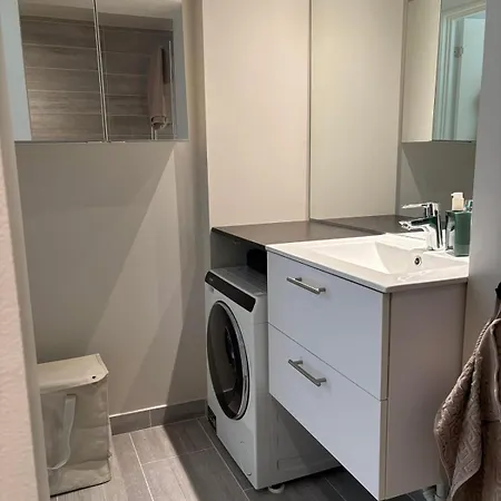 Apartment In The Heart Of *
